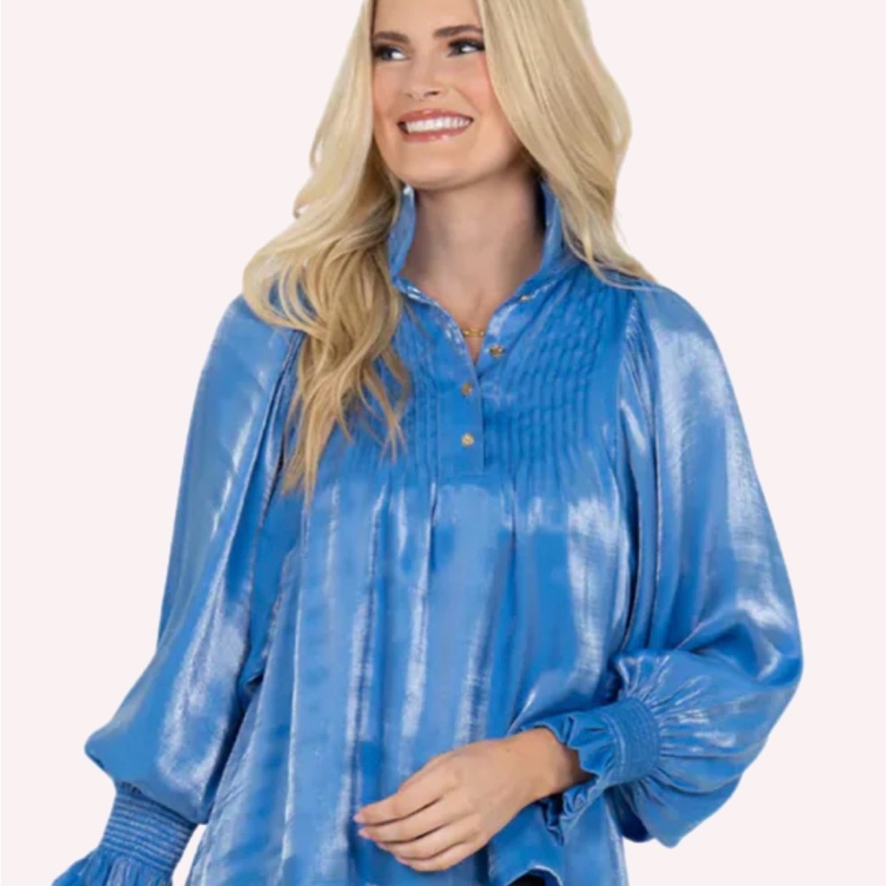 Chic Blue Women's Blouse Size Small